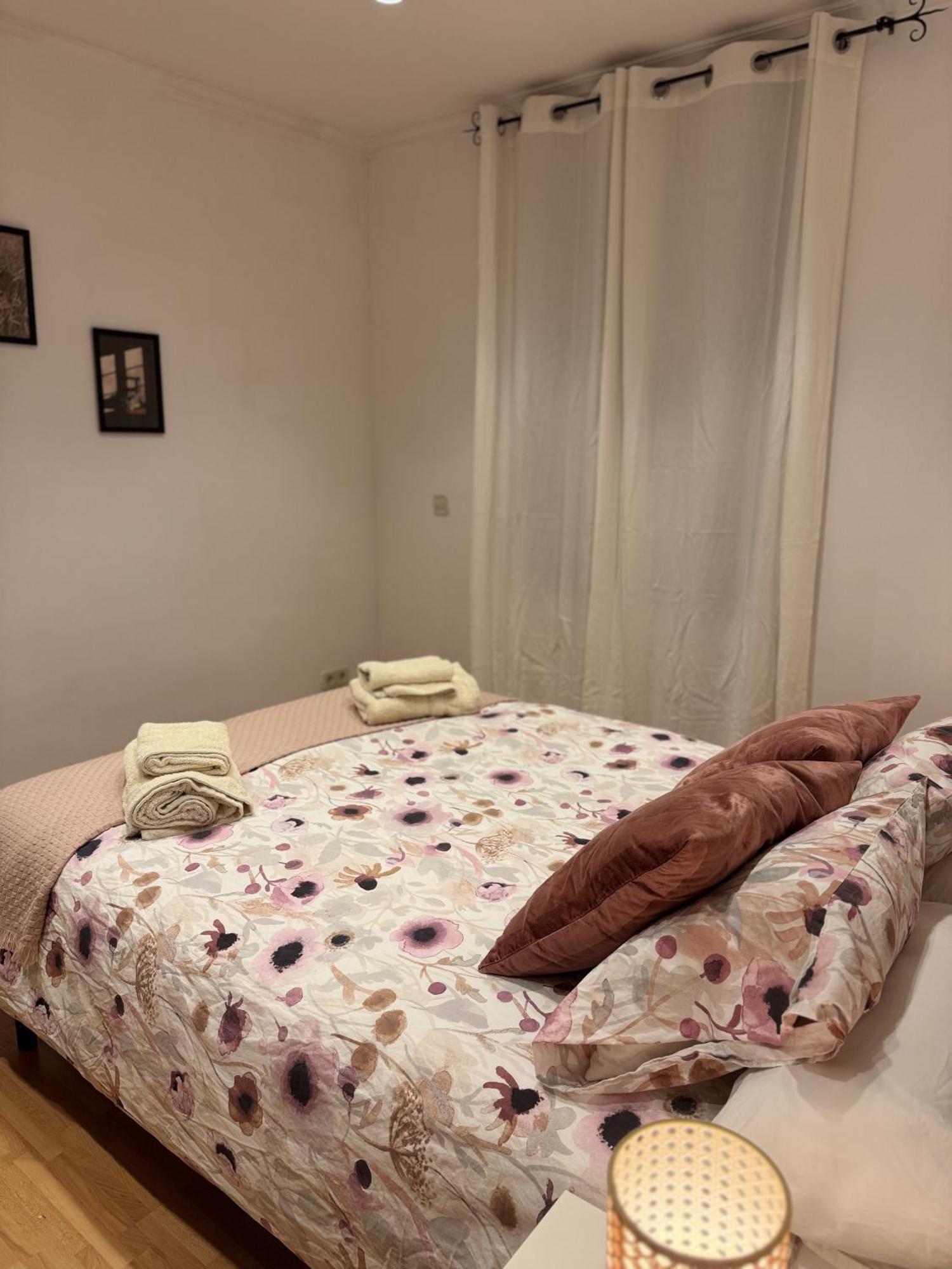 Acogedor Piso En Barcelona Apartamento Exterior foto